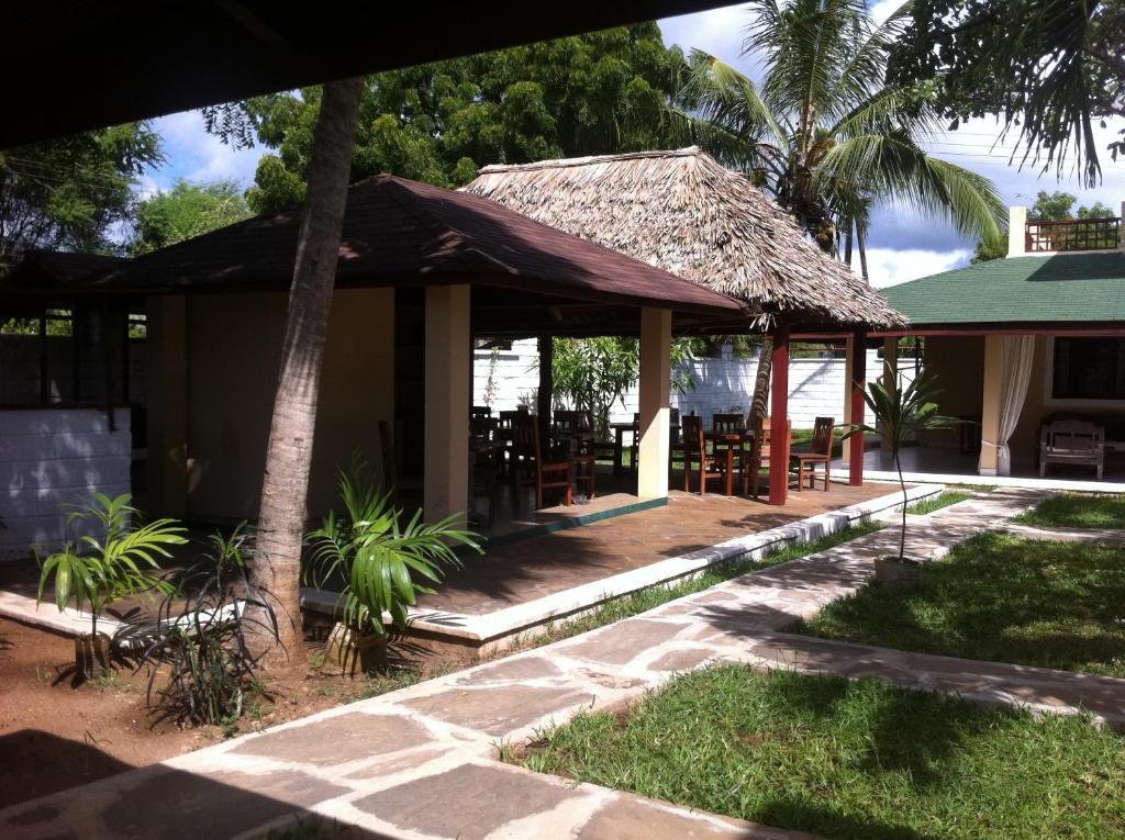African House Resort Malindi Exterior photo